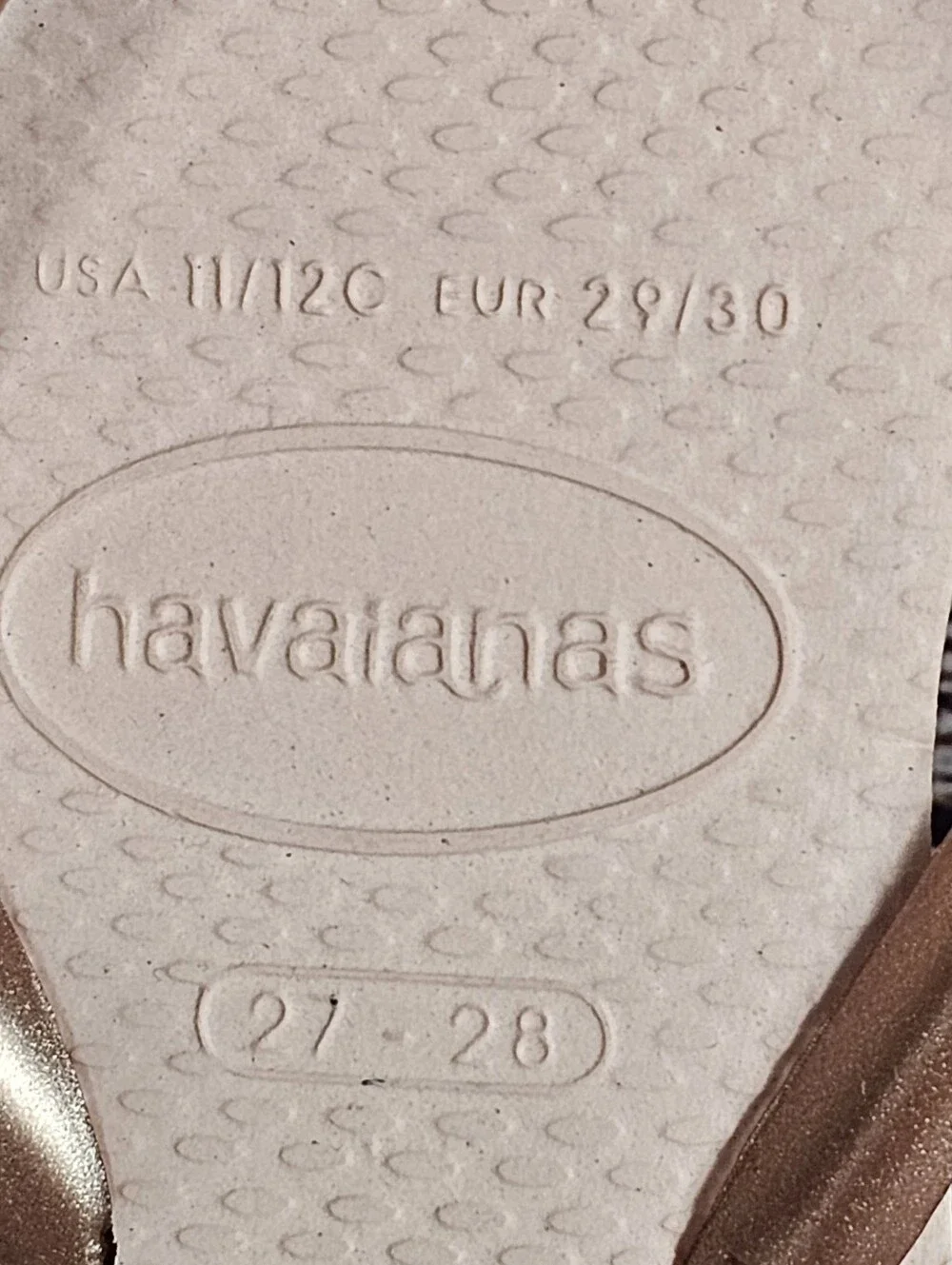 HAVAIANAS TOP TIRAS Gold Metal Flip Flop Sandals Size Girls 11/12C NEW